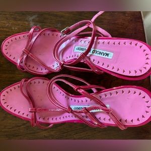 Manolo blahnic pink kitten heels